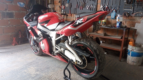 Imagen 3 de 6 de Yamaha R6