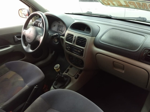 Renault Clio Sedan 1.6 Flex Expression Completo