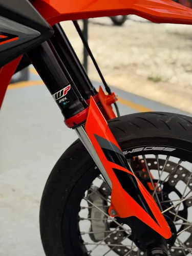 Ktm 690 Smc R Escape Akrapovic