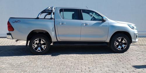 Imagen 9 de 13 de Toyota 2019 Hilux L/16 2.8 Dc 4x4 Tdi Srx