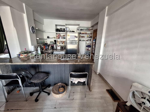 Yb Se Vende Lindo Apartamento En Los Palos Grandes #25-19812