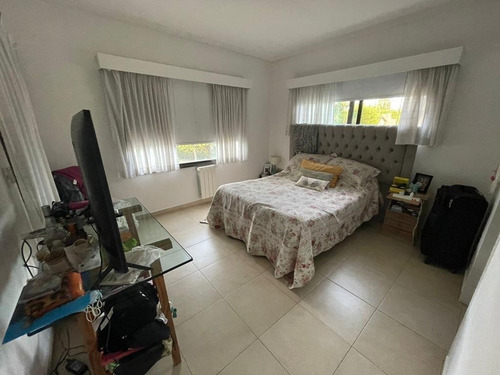 Casa Moderna En Lote Central. Apta Credito. Barrio Cerrado St. Matthews Pilar