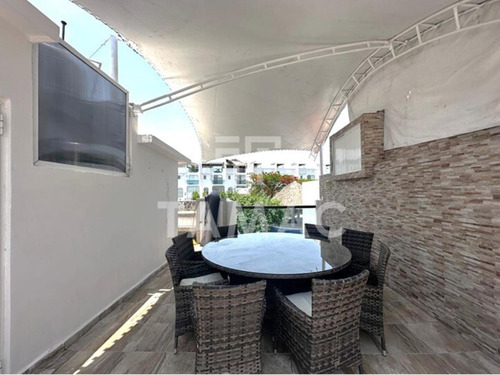 Casa En Venta En Tequesquitengo, Jojutla, Morelos