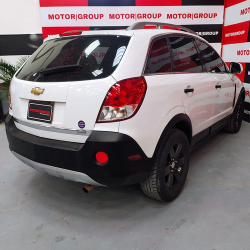 Imagen 6 de 14 de Chevrolet Captiva Sport Blanca 2012