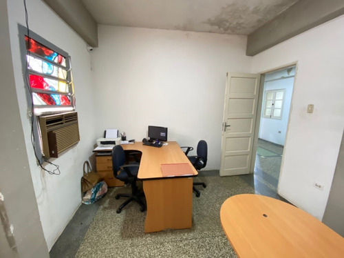 Imagen 7 de 16 de Se Vende Fondo De Comercio 276m² En Av. Andres Bello