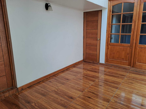 Casa Recien Remodelada De Un Piso (68265)