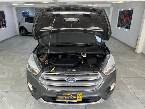 Imagen 4 de 15 de Ford Escape Automático 4×4 Full
