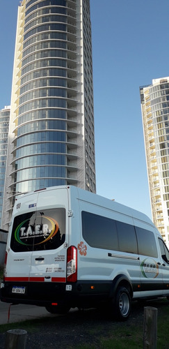Ford Transit 17+1