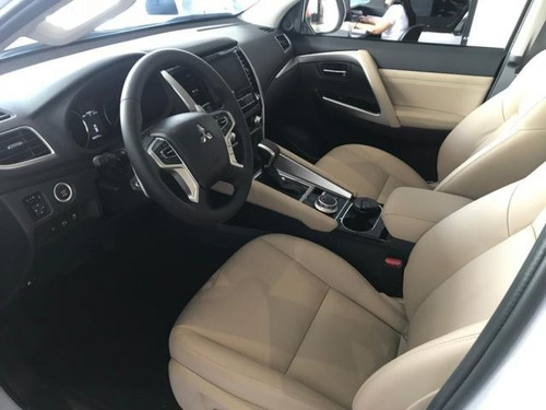 Imagem 8 de 12 de Mitsubishi Pajero Sport Hpe Awd 2.4 16v Mivec Turbo Diesel