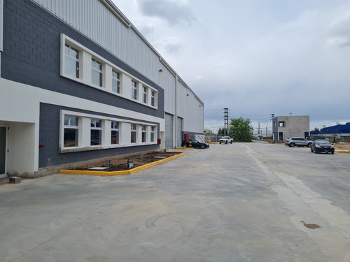 Nave Industrial 2.000 M2 A Estrenar