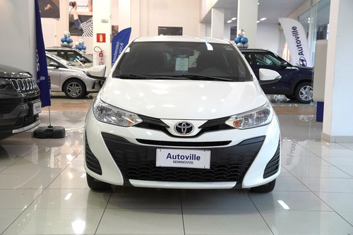 Toyota Yaris 1.3 16V FLEX XL LIVE MULTIDRIVE