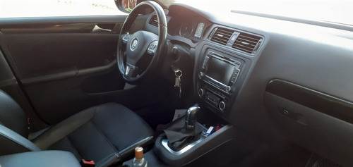 Volkswagen Vento 2.5 Luxury 170cv Tiptronic 2011