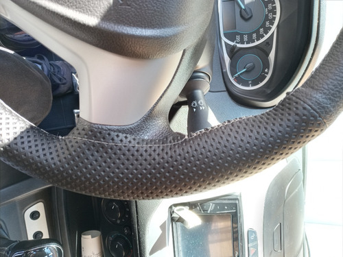 Capa/revestimento Para Volante Costurado A Mão
