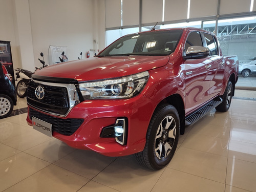 Imagen 2 de 24 de Toyota Hilux Srx 4x4 Mt