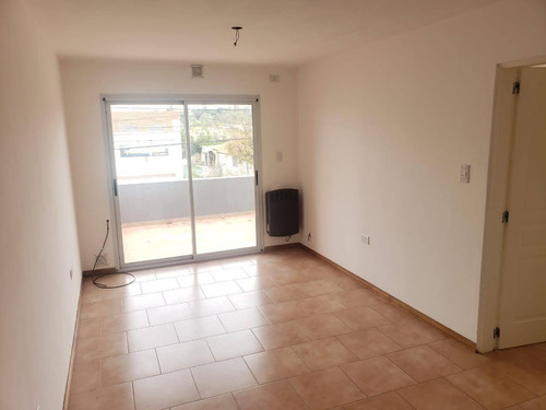 Departamento En La Falda, Con Renta