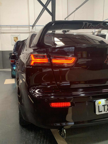 Imagem 2 de 3 de Lanterna De Led Mitsubishi Lancer Evo X