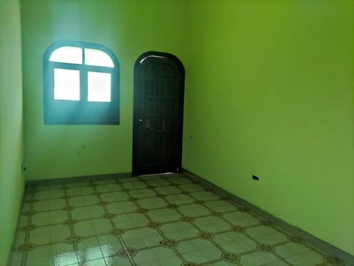Imagen 9 de 30 de Jorge Febres Alquila Casa En Urb. La Viña Atc-879