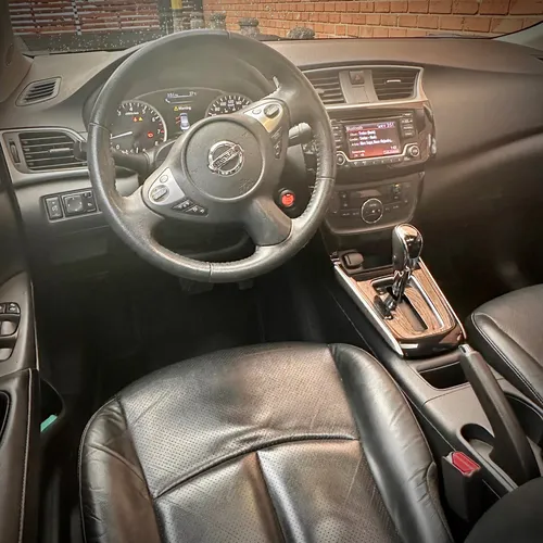 Nissan Sentra 1.8 B17 Fl Exclusive