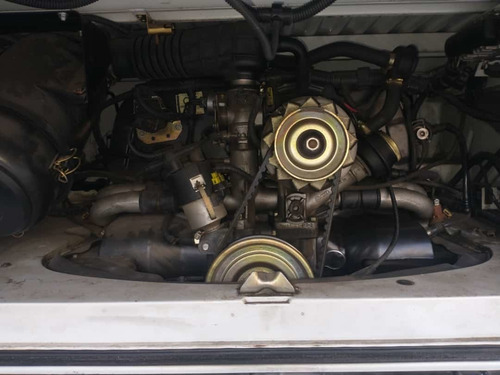 Imagem 8 de 8 de Volkswagen Kombi 2000 1.6 2p Gasolina