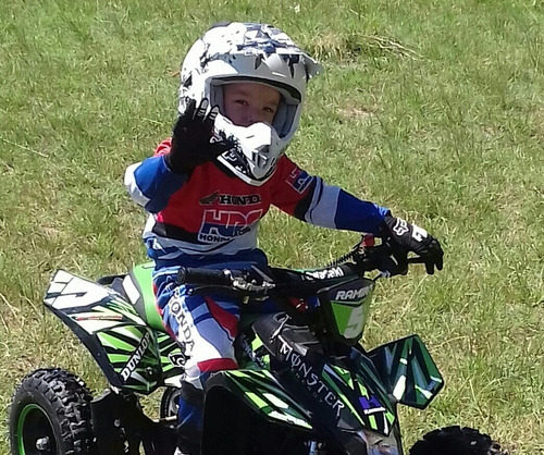 Imagen 7 de 9 de Cuatriciclo Zanello Quad Mini Kids