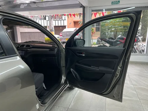 Suzuki Swift Dziere Mt 2023