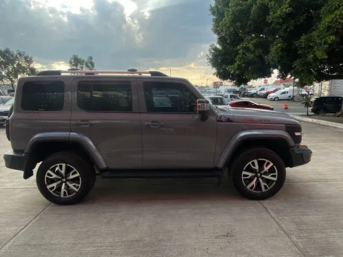 GWM Tank 300 2.0T Gdi Luxury Awd At Hibrido