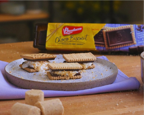 Imagem 2 de 5 de Biscoito Choco Biscuit Meio Amargo Bauducco 80g