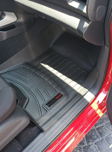 Imagen 3 de 4 de Tapetes Weathertech Np300 Frontier 2016-2019 1ra+2da Filas