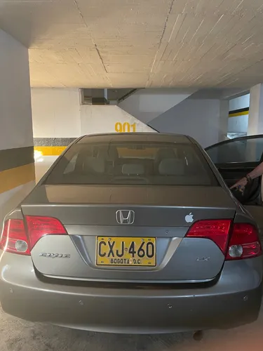 Honda Civic 1.8 Ex 4 p