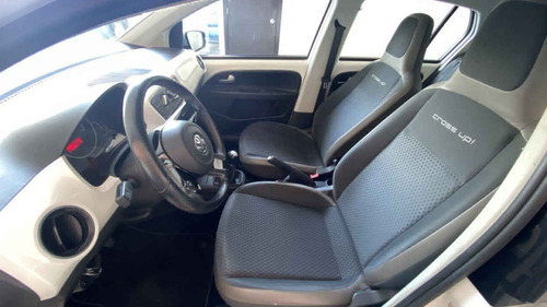 Volkswagen Up 2016 5p Cross Up L3/1.0 Man