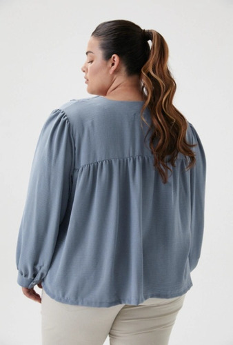 Blusa Con Broderi Mangas Largas - Talle Grande Especial