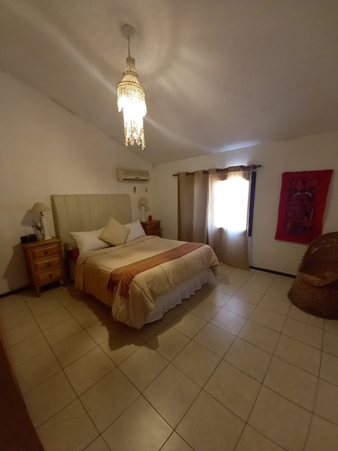 Imagen 7 de 15 de Casa En Venta Sobre Avenida Zona Comercial De Colonia