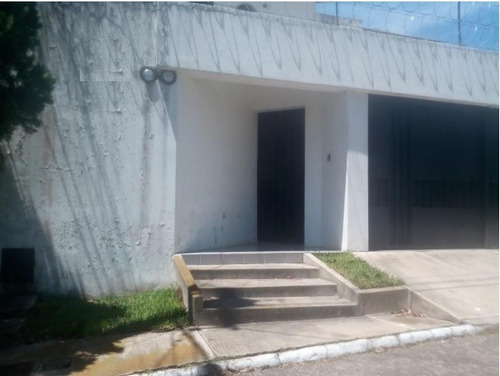 Imagen 2 de 2 de Casa En Venta Cerca De Bulevar San Cristóbal Mixco