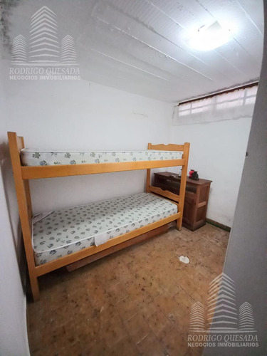 Excelente Triplex En Av. Costanera Al 1400