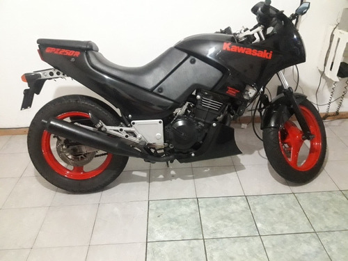 Kawasaki Nija Gpz 250r