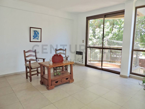Imagen 3 de 30 de Semipiso De 2 Dormitorios En Venta En La Plata