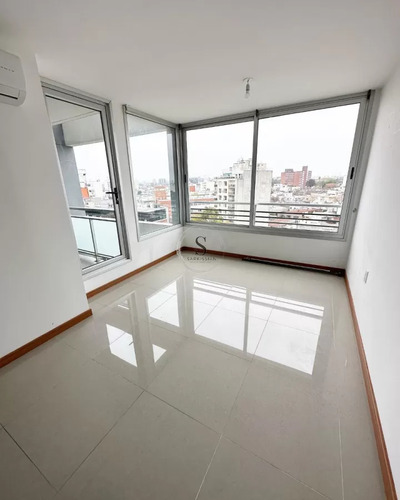 Hermoso Apartamento A La Venta/ Un Dormitorio/ Ideal /terraza Exclusiva/garage