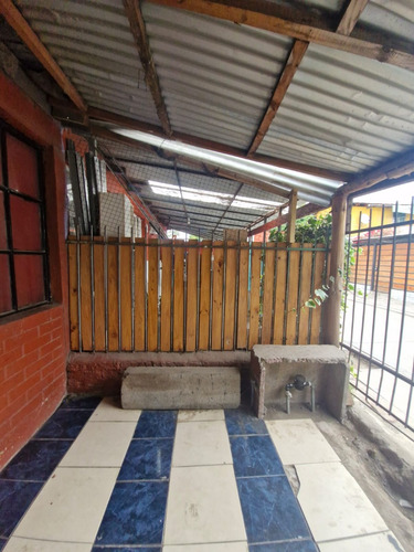 Poblacion Estrella Sur2, 2 Dormitorios, Patio