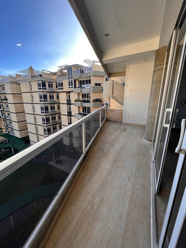 Imagen 3 de 20 de As En Venta Apartamento En Isla Verde As