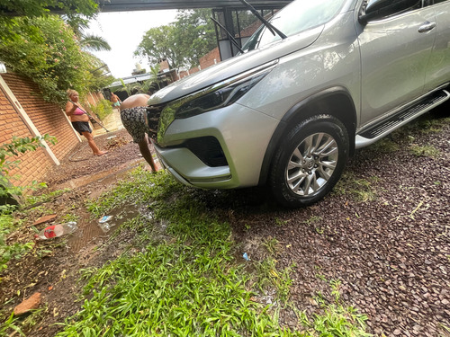 Toyota Hilux SW4 2.8 Srx 177cv 4x4 7as