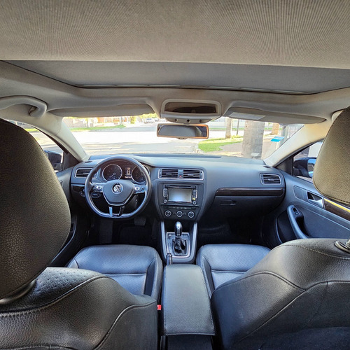 Volkswagen Vento 2.5 Luxury 170cv Tiptronic