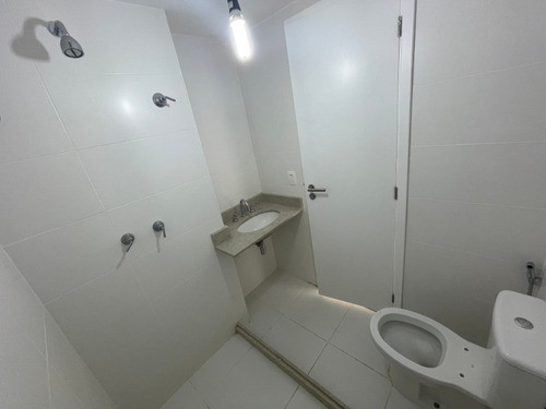 Imagem 13 de 30 de Excelente Cobertura Duplex De Alto Padrão Com Três Suítes Na Avenida Afrânio De Melo Franco, Leblon. - Co00045 - 69400596