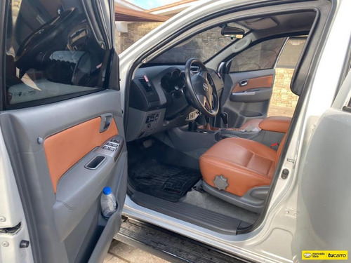 Imagen 9 de 13 de Toyota Hilux Blindada
