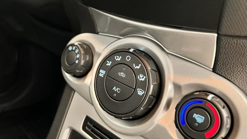 Peunord Ford Fiesta Se 1.6l Año 2018 Blanco