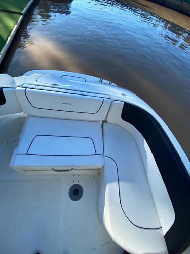 Quicksilver 2400 Lancha Cuddy Volvo 270 Duo Pro 2015