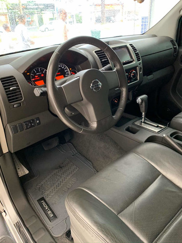 Nissan Frontier 2.5 Sv Attack Cab. Dupla 4x4 Aut. 4p 2015