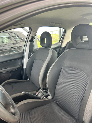 Peugeot 207 1.6 Xt
