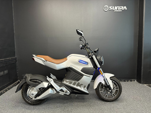 Moto Eléctrica Sunra Miku Super 2025