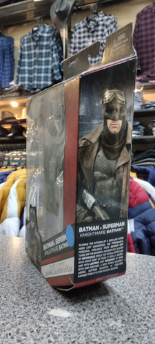 Dc Batman Knightmare, Multiverse, Grapnel Blaster Réplica(5) (Usado)