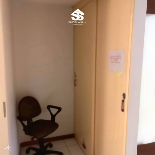 Consultorio Oficina En Alquiler - San Bernandino, Caracas - Centro Profesional Caracas, Hospital Clinica Caracas